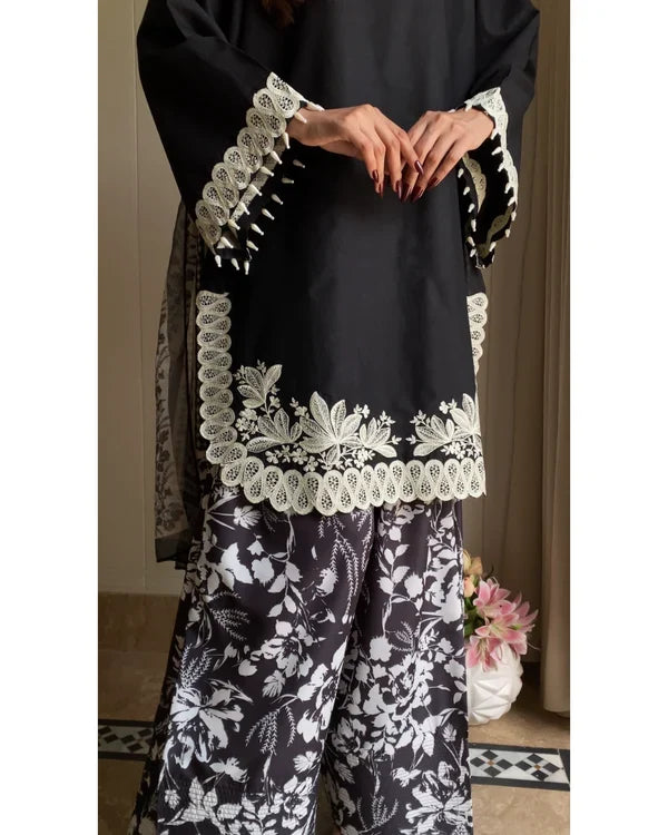Mahe Embroidered - 3pc